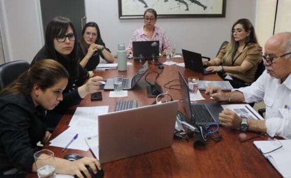 Los miembros de la Cámara Nacional de Acuacultura de Ecuador y de la Sustainable Shrimp Partnership hacen su aporte a la nueva versión del estándar del ASC